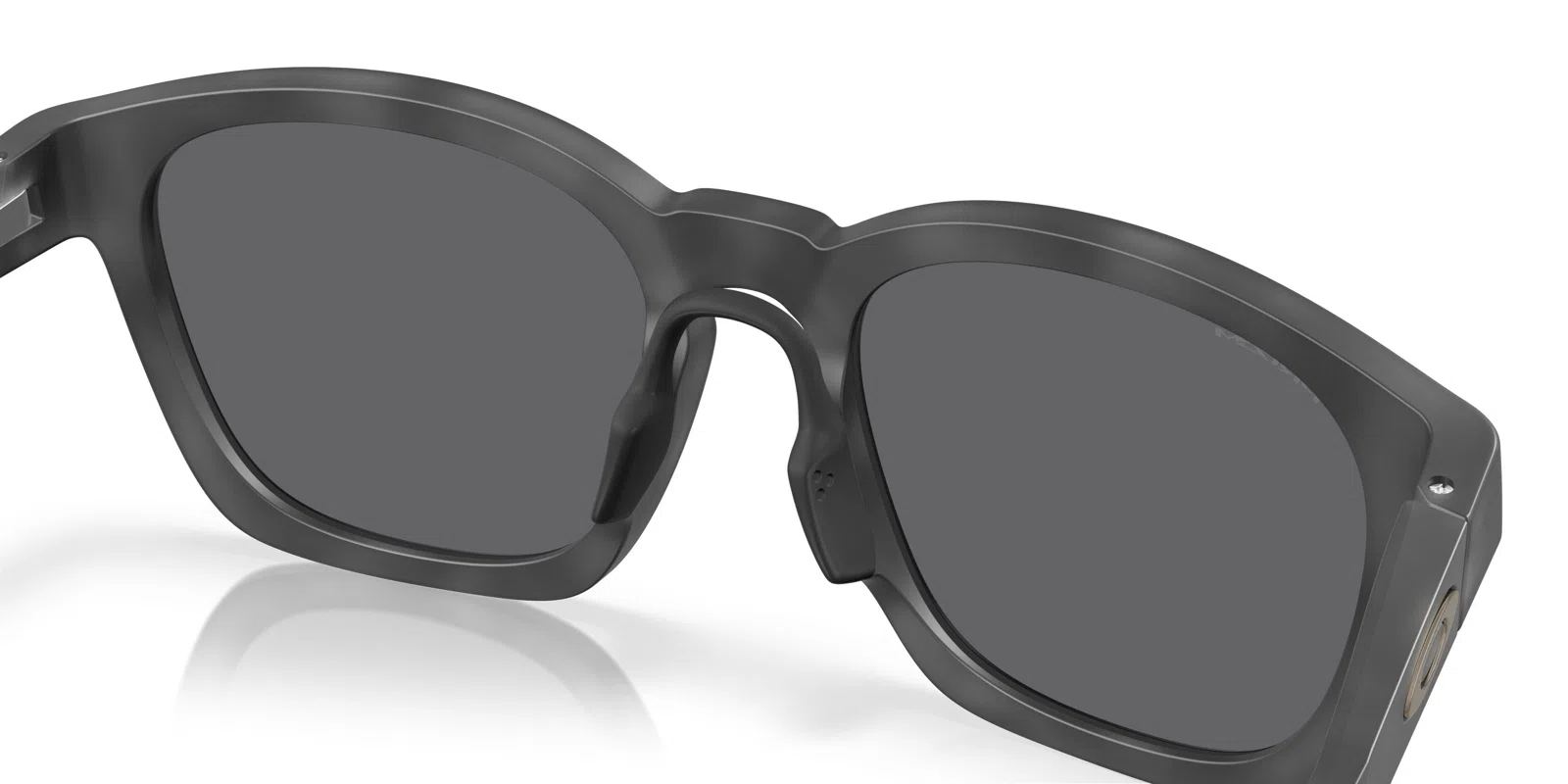 Oakley Shackle 9507D Sunglasses - view 37